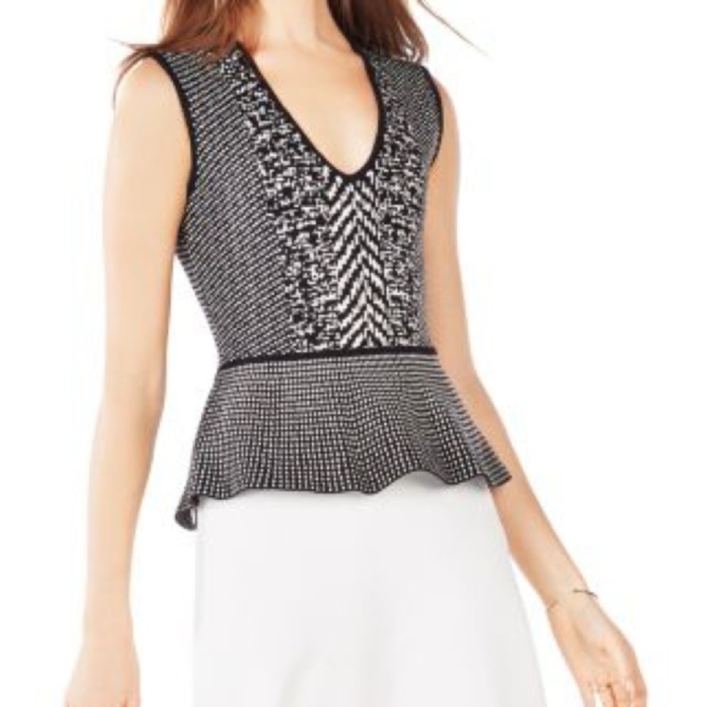 BCBGMaxAzria Black and White V‑Neck Peplum Top